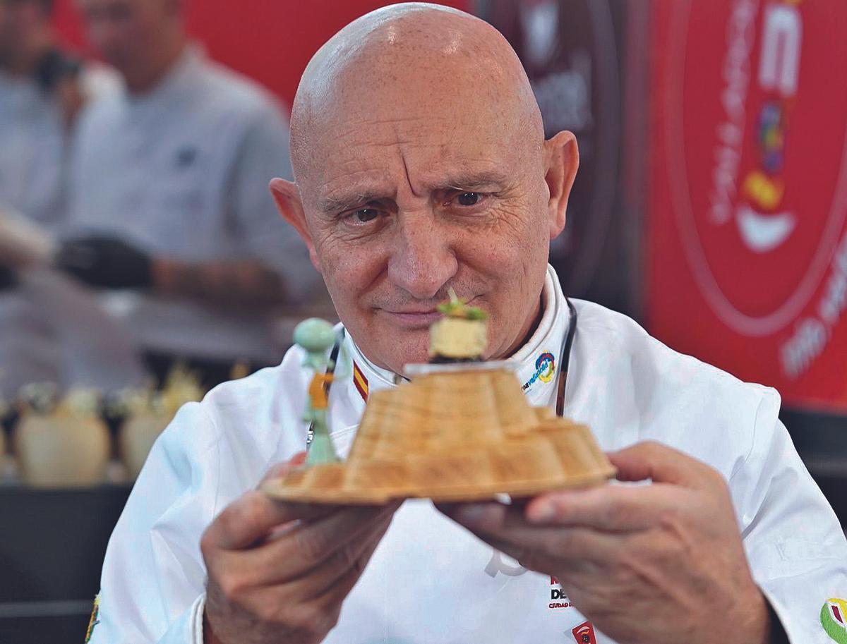 El chef tres estrellas Michelin Toño Pérez serña el protagonista este año.