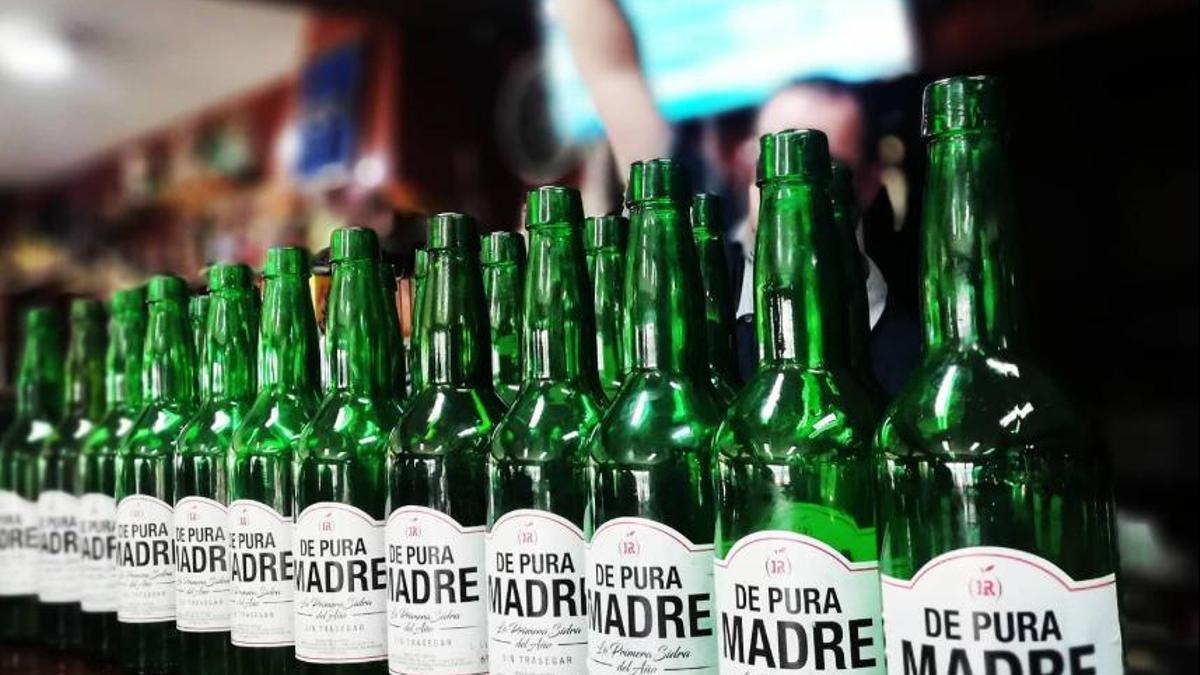 Botellas de sidra "De Pura Madre"