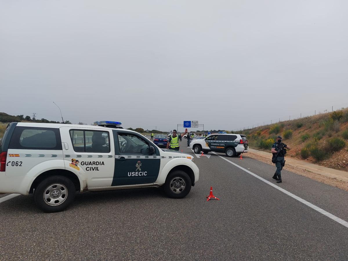 Unidad de Seuridad Ciudadana de la Comandancia de Zamora en Plena intervención esta mañana.