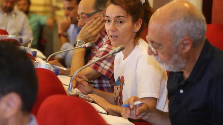El alcalde de Badajoz retira a Amparo Hernández la presidencia de Participación Ciudadana