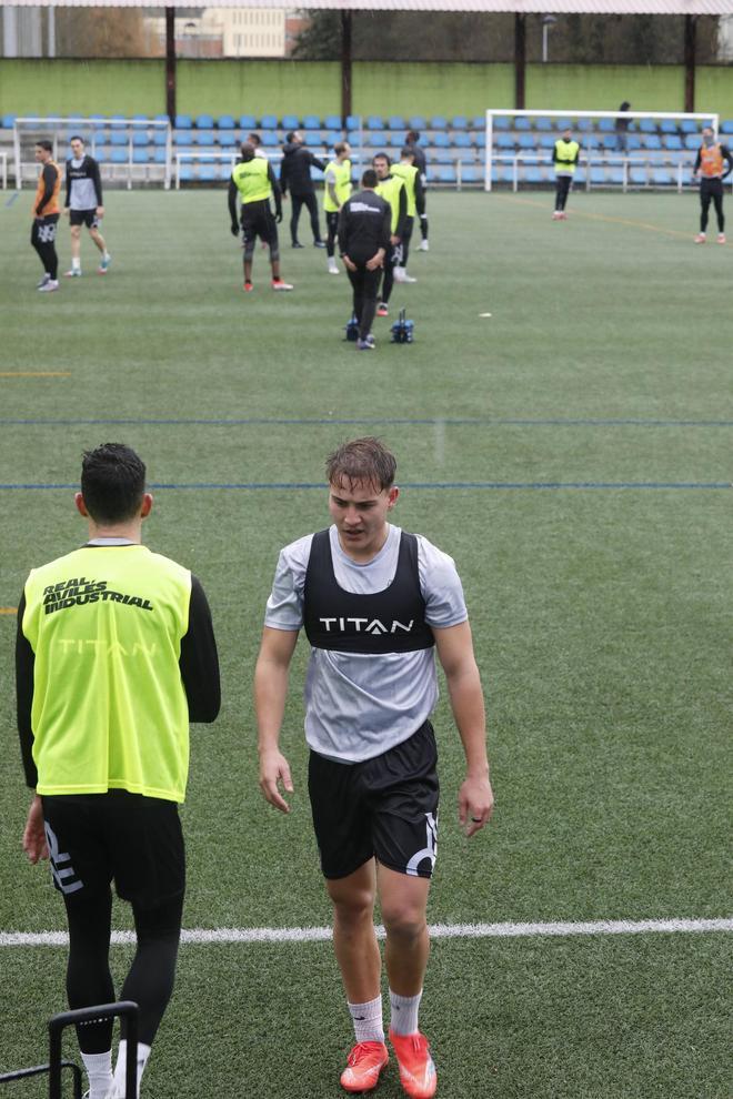 EN IMÁGENES: Así ha sido el primer día de Aitor Uzkudun con el Avilés