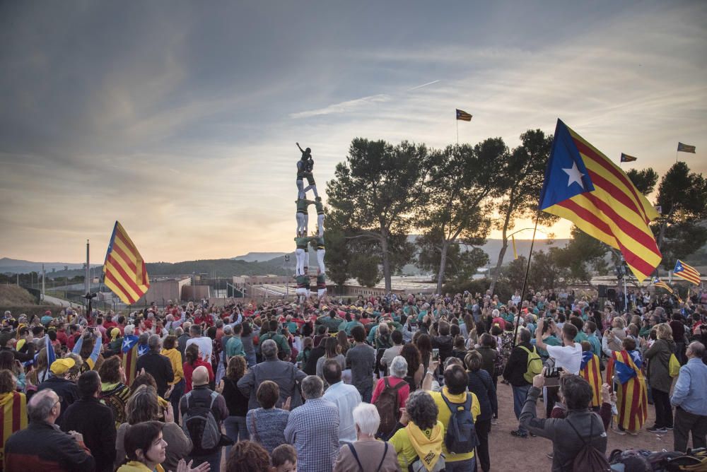 Sant Cugat porta la seva festa a Lledoners per estar al costat de Raül Romeva