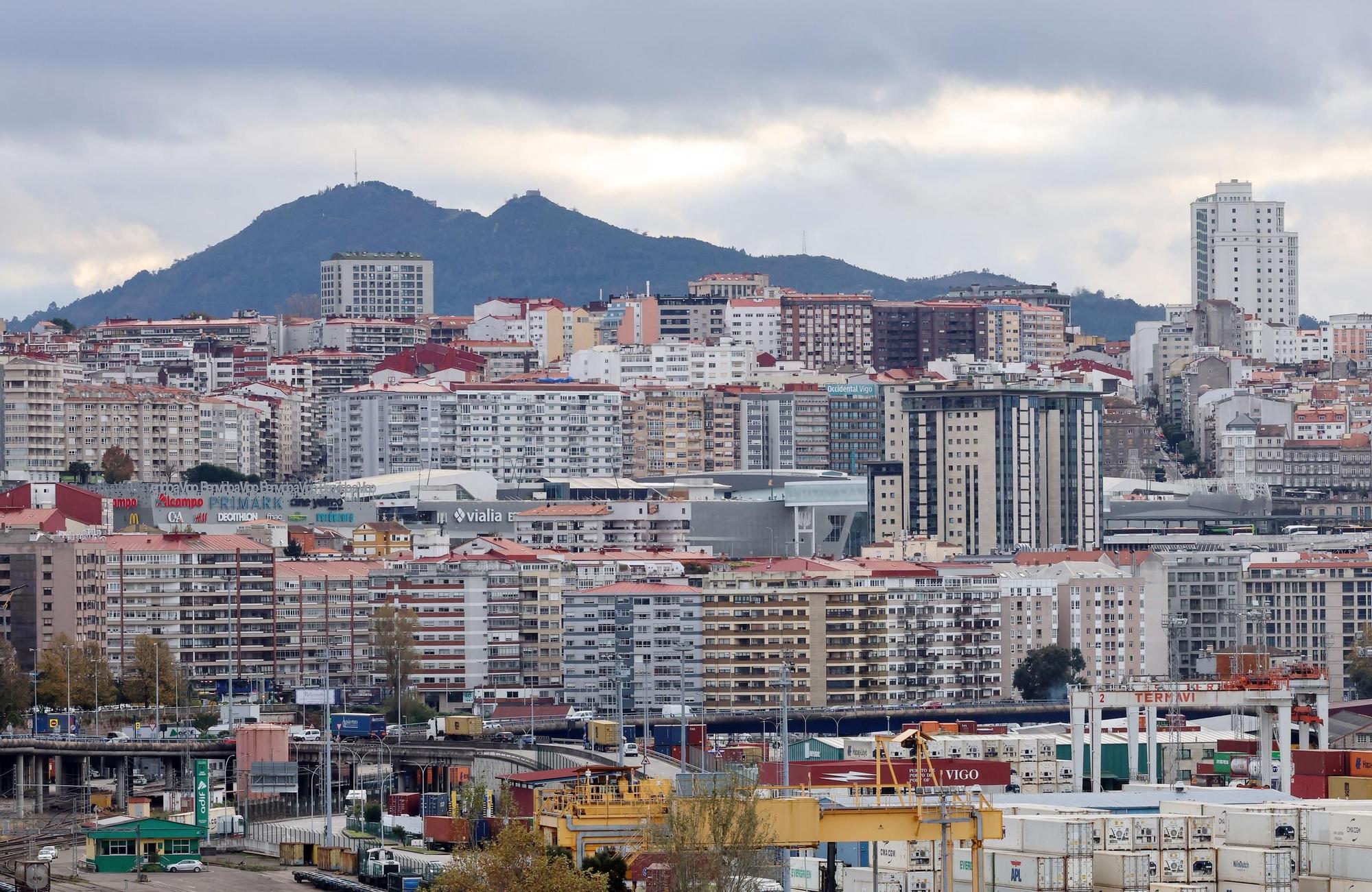 Vista de la ciudad de Vigo desde el barrio de Teis