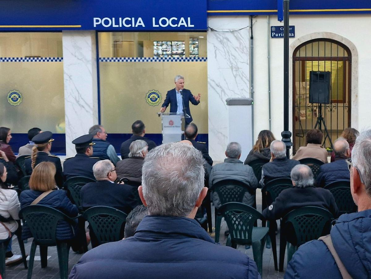 El alcalde, Salva Torrent, en la inauguración de la ampliación.