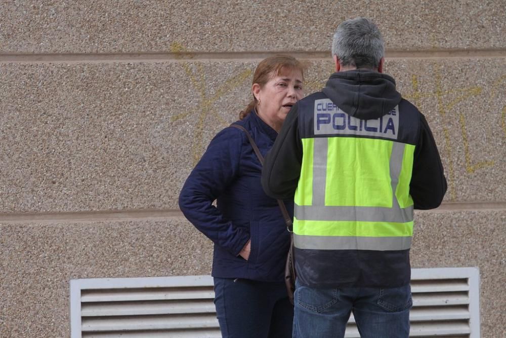 Mata a un hombre en Cartagena y deja a su mujer gr