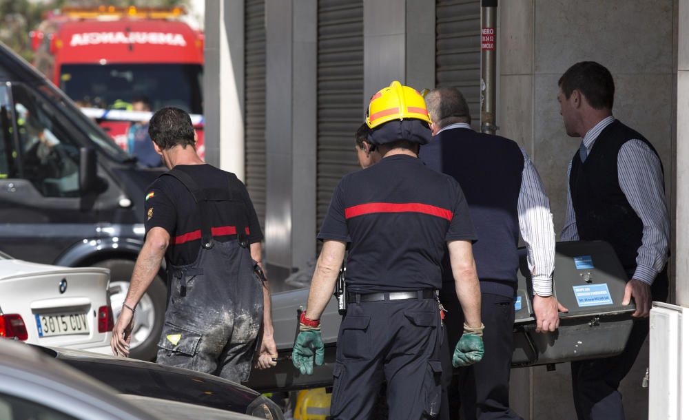 UN FALLECIDO Y DOS BOMBEROS AFECTADOS EN UN ...