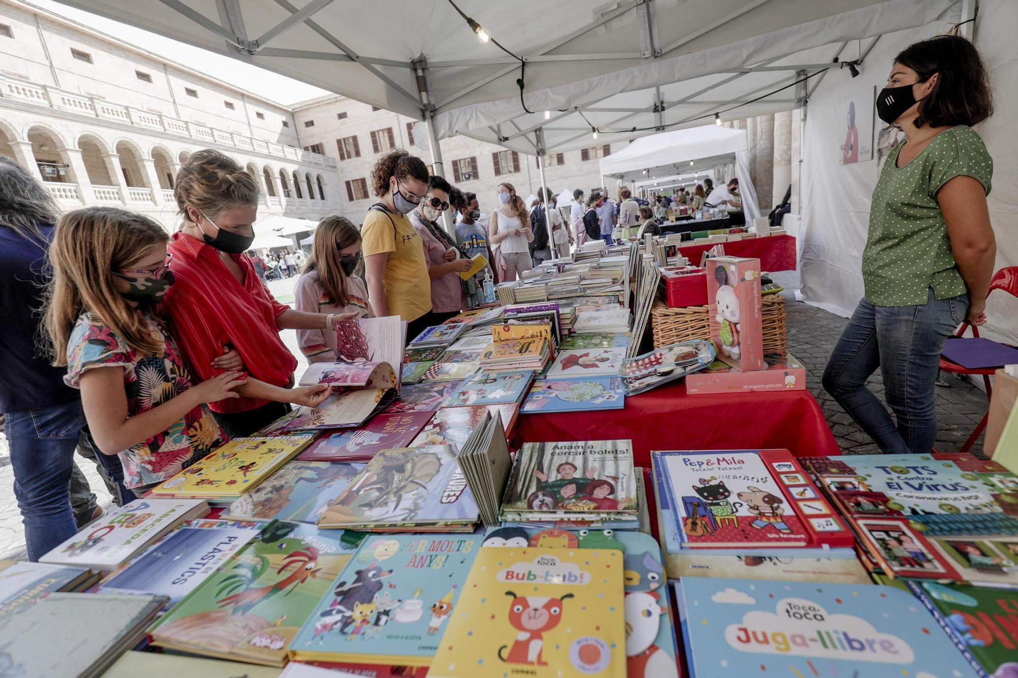 Palma celebra la Fira del Llibre