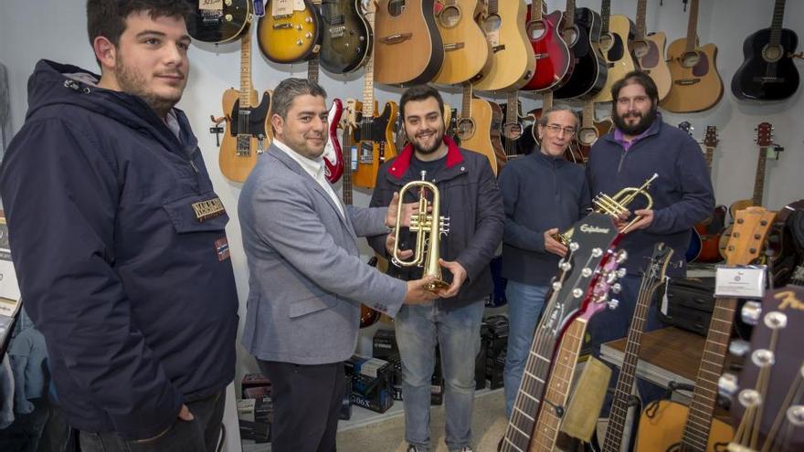 El Stone &amp; Music Festival de Mérida paga a la banda La Pasión los instrumentos robados