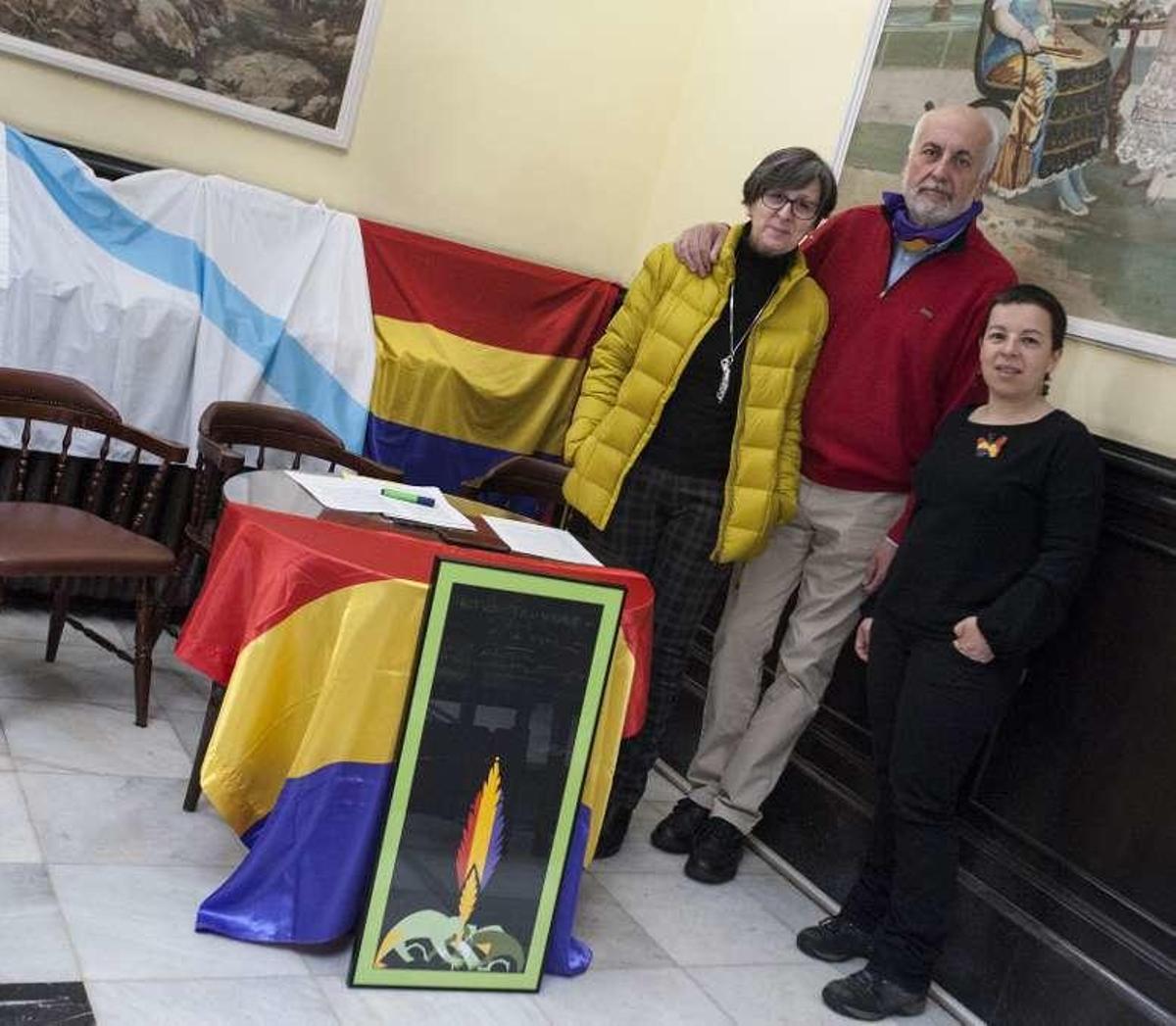 Rosa Torres, Manolo Sueiro y Graciela Rojo, en el Liceo. // Brais Lorenzo