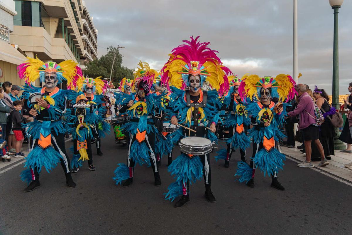 Entierro del Pejín y la Sardina en el Carnaval de Arrecife 2026 Entierro del Pejín y la Sardina en el Carnaval de Arrecife 2026