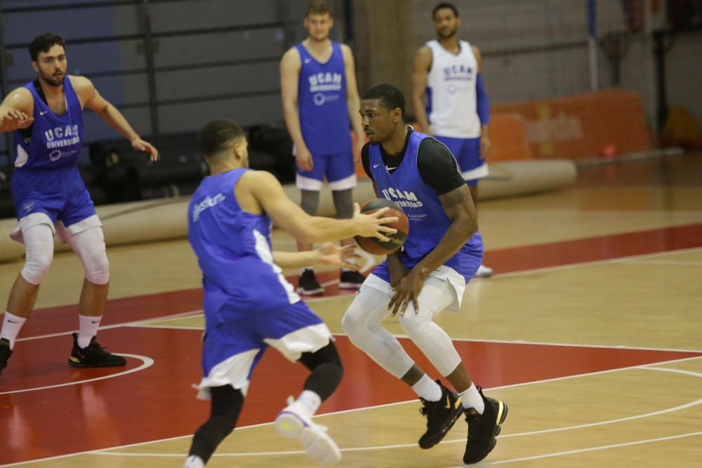 Entrenamiento del UCAM CB abierto al público