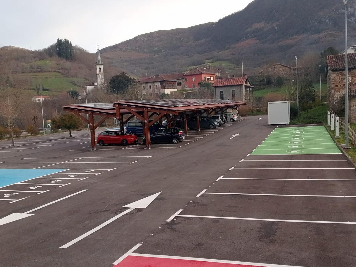 El aparcamiento, ya en servicio.