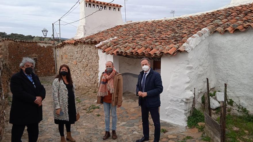 La alcaldesa de Fuente Obejuna pide ayuda a la Junta para varias iniciativas turísticas