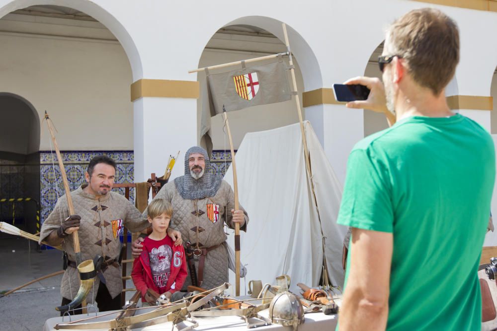 Recreaciones militares de época en el cuartel de la Alameda