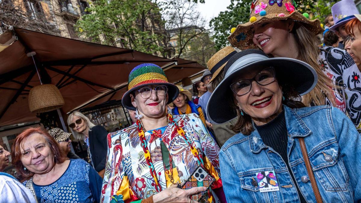 Nueva edición del Paseo con Sombrero por Barcelona