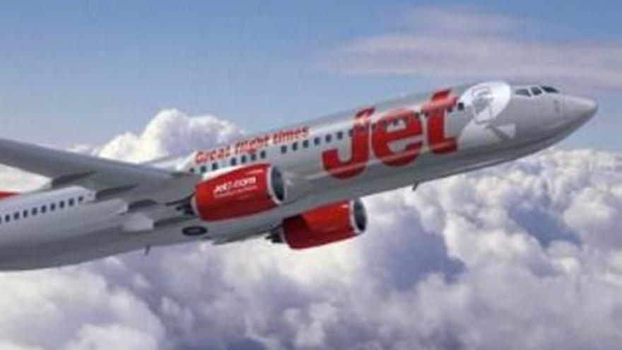 Una de les aeronaus de Jet2, en ple vol.