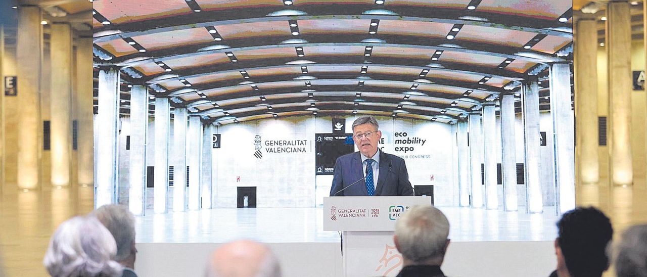 El president Ximo Puig, durante la presentación este lunes del Eco Mobility Expo World Congress que se celebrará en Feria Valencia