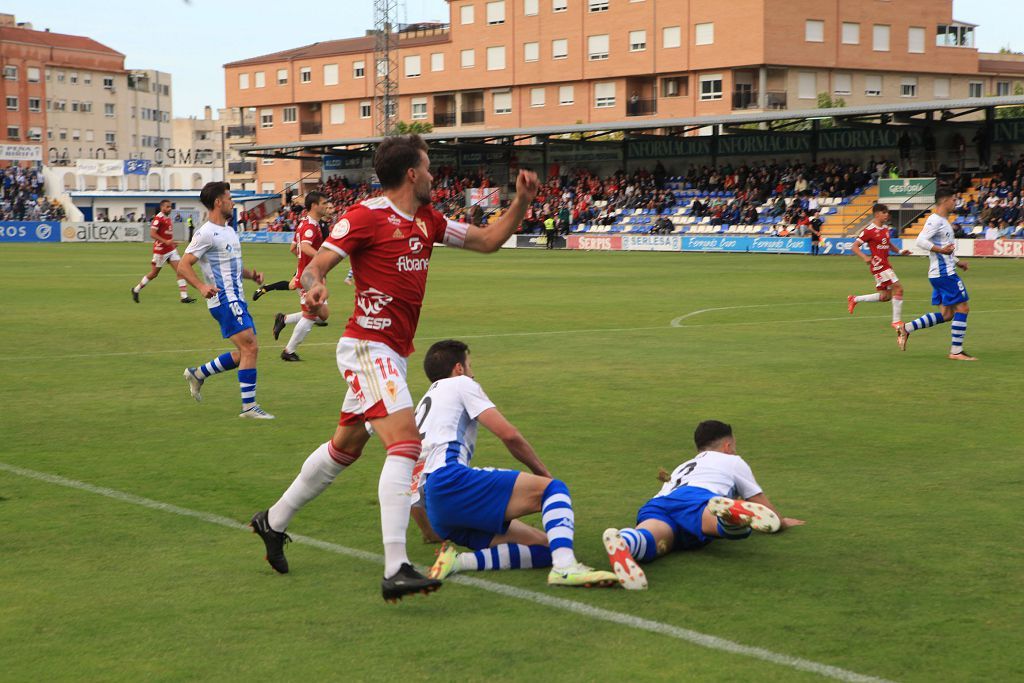 Alcoyano - Real Murcia, en imágenes