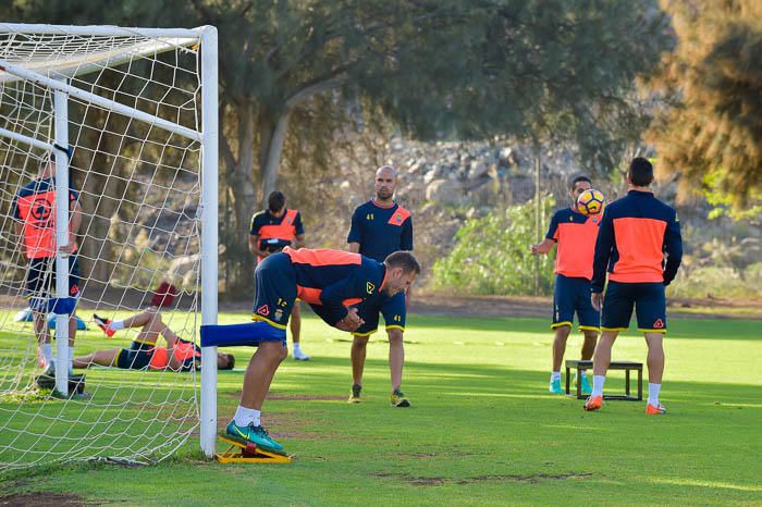 Entrenamiento de la UDLP en Las Burras