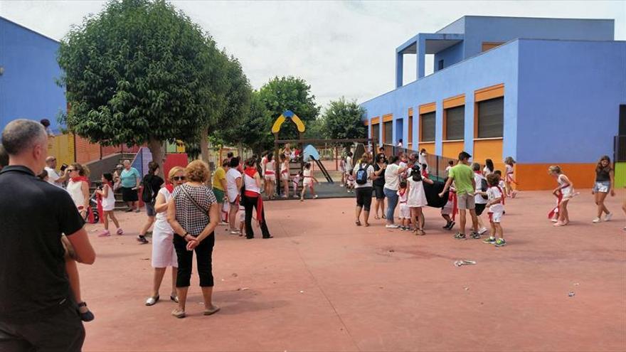 Cuarenta niños disfrutan de la escuela de verano