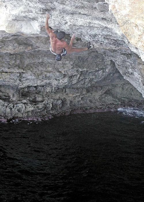 Psicobloc, la escalada más pura