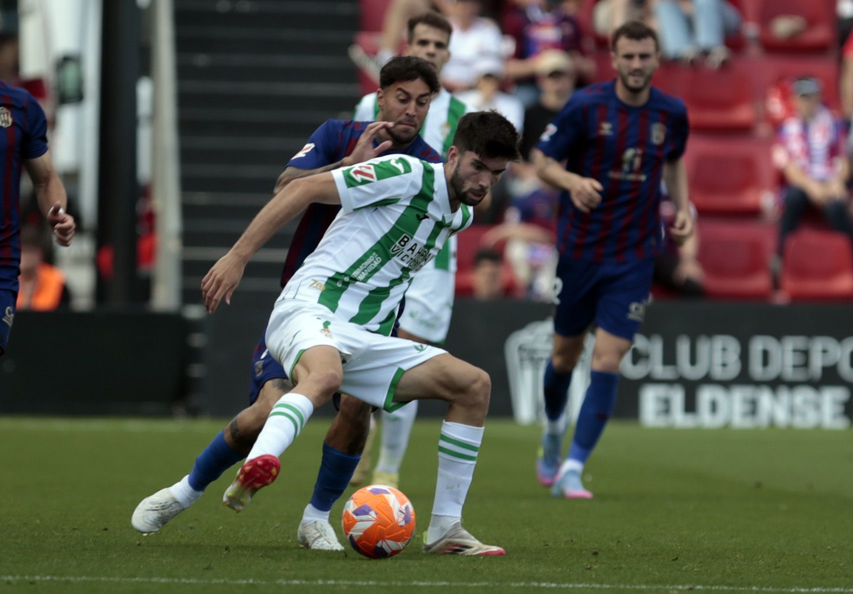 Eldense-Córdoba CF. Las imágenes del partido de LaLiga Hypermotion