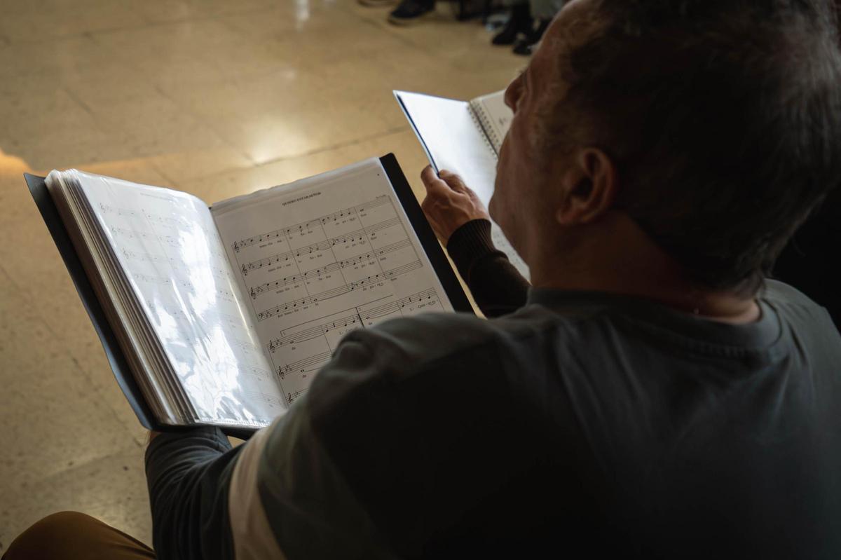 Ensayo Orfeón La Paz para la misa del papa en Tenerife