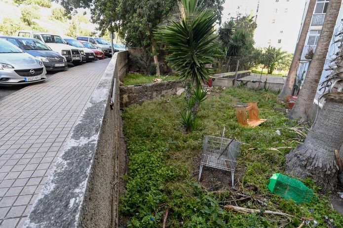 Basura y trastos en las calles