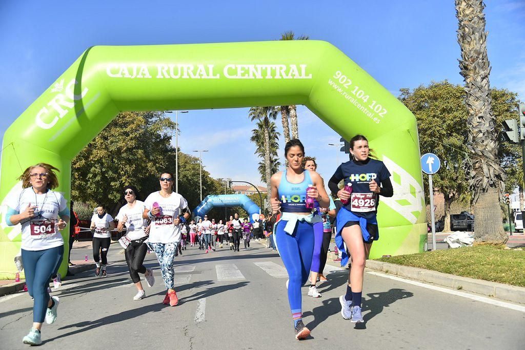 Carrera de la Mujer: recorrido por avenida de los Pinos, Juan Carlos I y Cárcel Vieja (2)