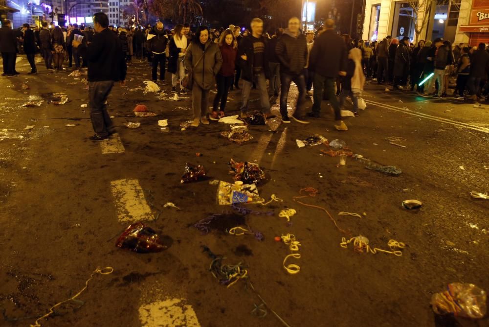 Miles de personas recibieron el año frente al consistorio