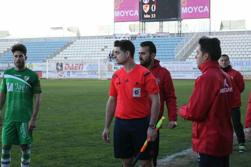 Partido entre La Hoya y el Linares