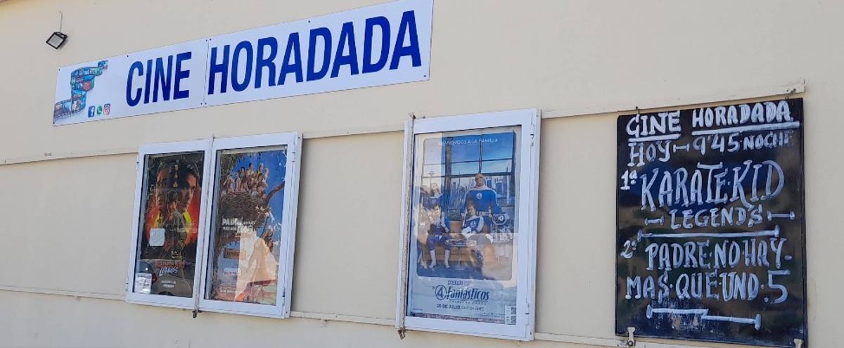 Cartelera del Cine Horadada en una imagen de archivo.