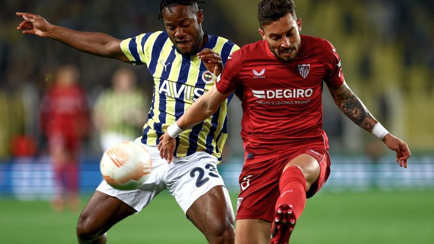 El Sevilla pasa a cuartos tras resistir en el campo del Fenerbahçe