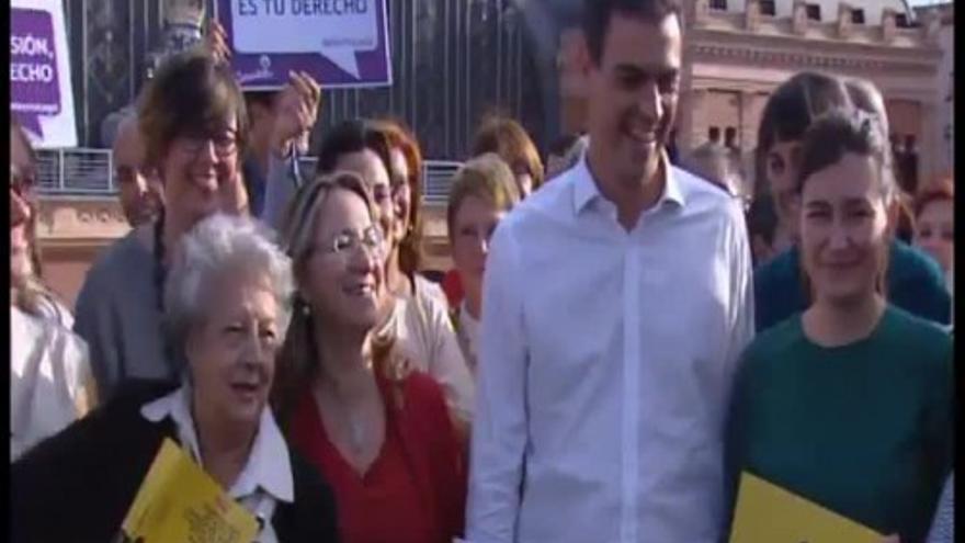 Sánchez: "Me importa más el futuro de las mujeres que el de Gallardón"