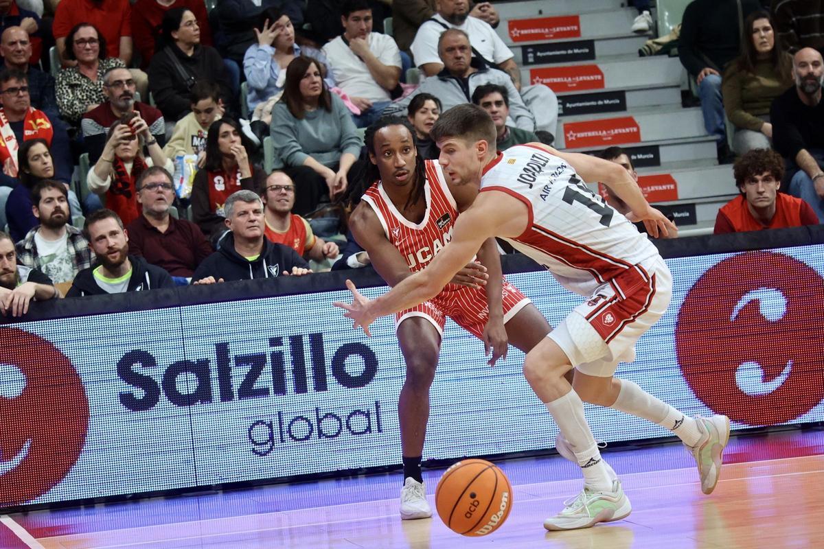 Las mejores imágenes de la victoria de UCAM Murcia frente a Casademont Zaragoza