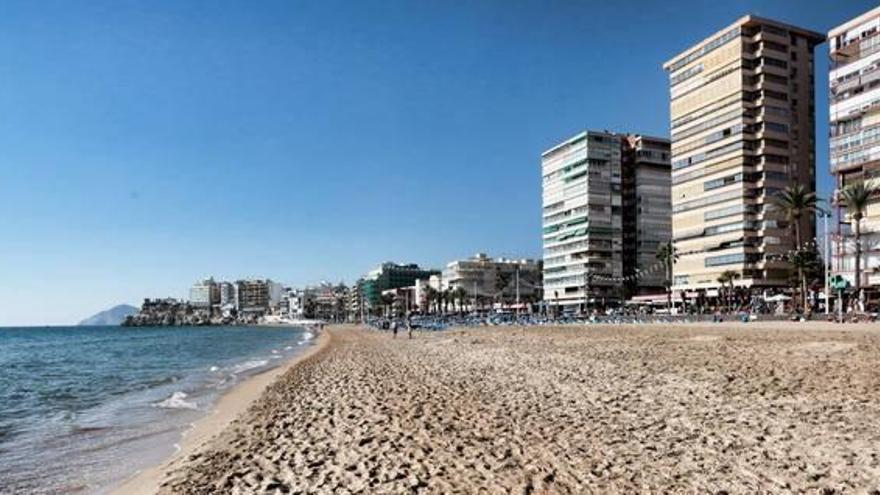 Cinco playas de la provincia compiten por ser la más accesible de España