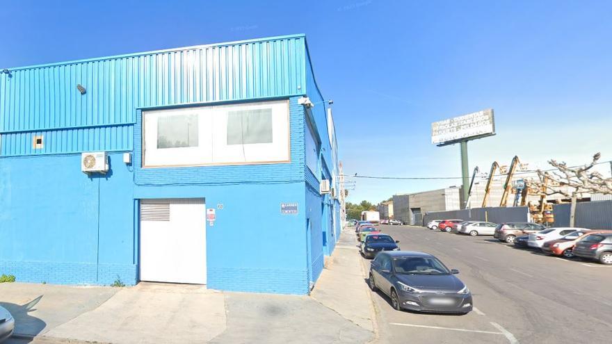 Fallece un trabajador al caer desde ocho metros de altura en Beniparrell