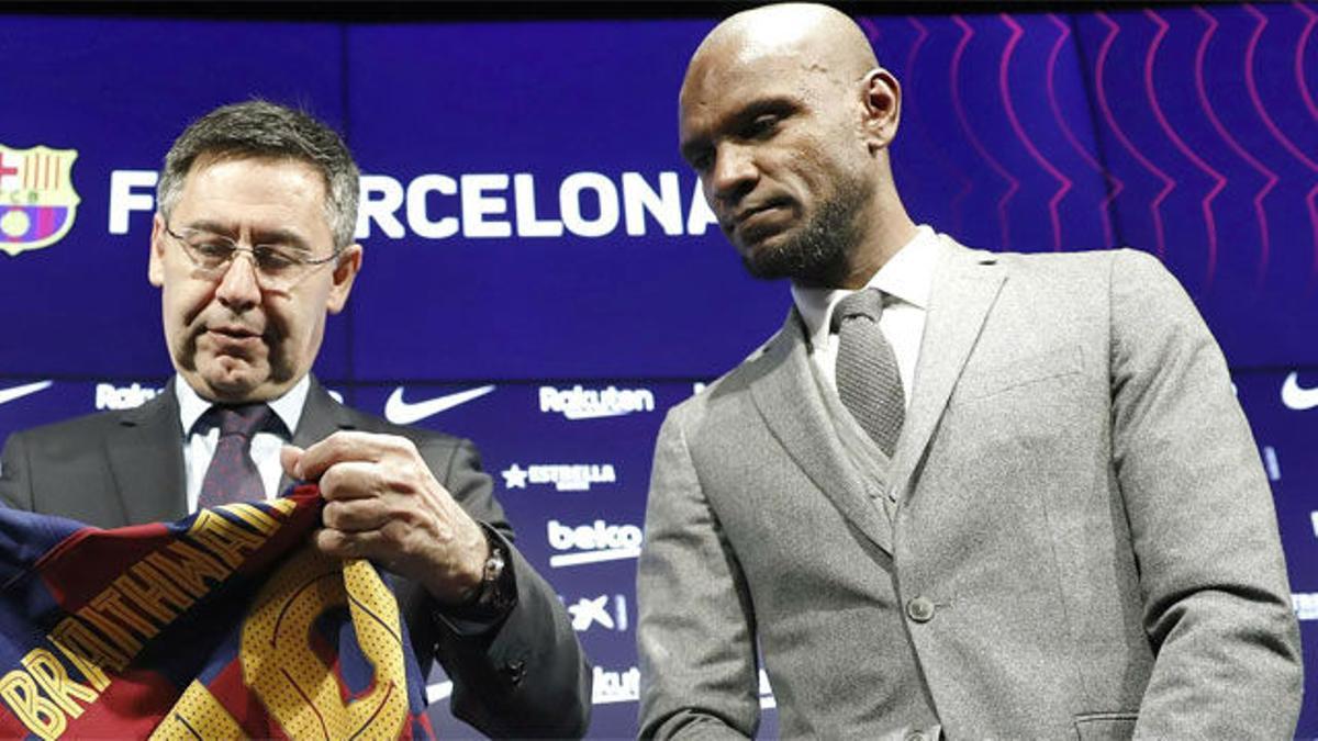 Abidal: He aprendido que los temas internos no se resuelven en los medios