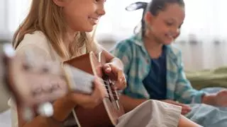 Tener conocimientos musicales ayuda a entender mejor las matemáticas, según la UMU