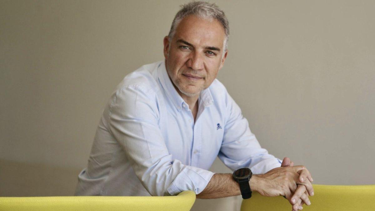 ELÍAS BENDODO | «Sánchez y la polarización nos han llevado a un clima de canallismo político»
