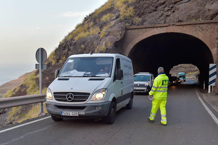 Apertura parcial de la nueva carretera a La Aldea