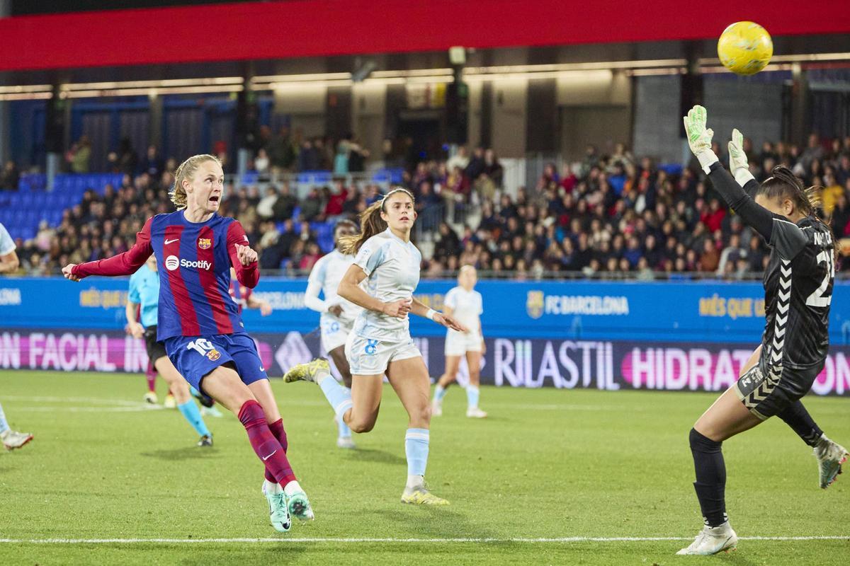 LigaF Jornada 13: FC Barcelona - Levante Las Planas. Las mejores imágenes del partido en el Estadi Johan Cruyff