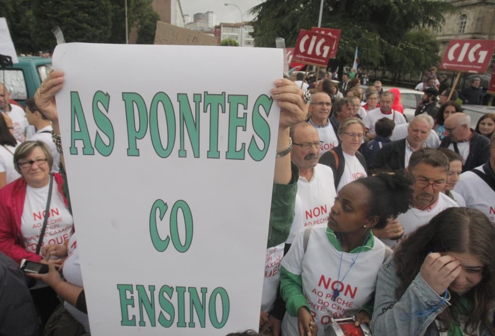 La protesta por el cierre de colegios colapsa Sant