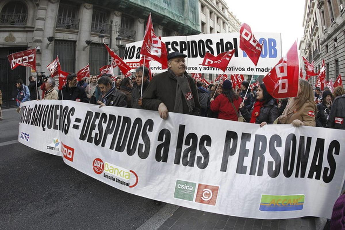 Protesta de treballadors del sector bancari en contra dels acomiadaments, el 23 de gener a Madrid.