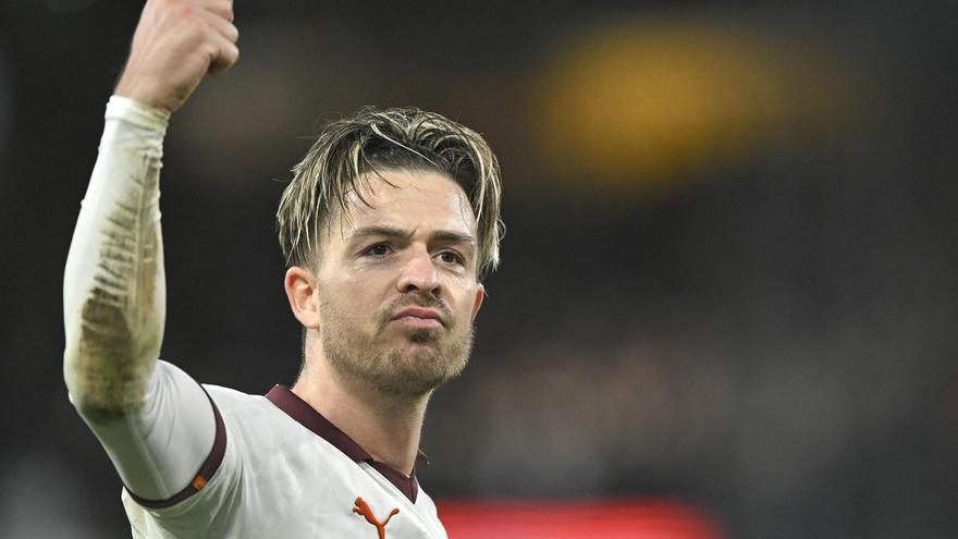 Asaltan la casa del futbolista Jack Grealish y roban objetos por valor de un millón de libras