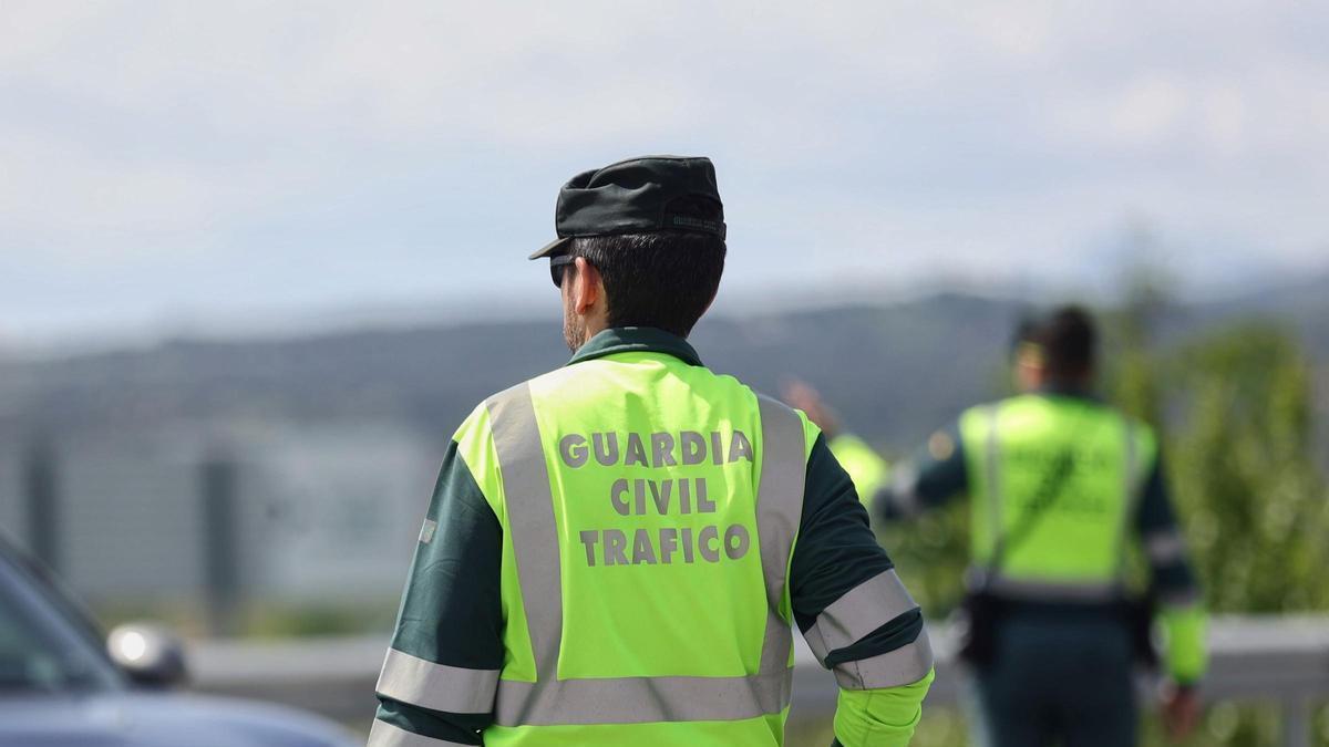 Agentes de la Guardia Civil de Tráfico