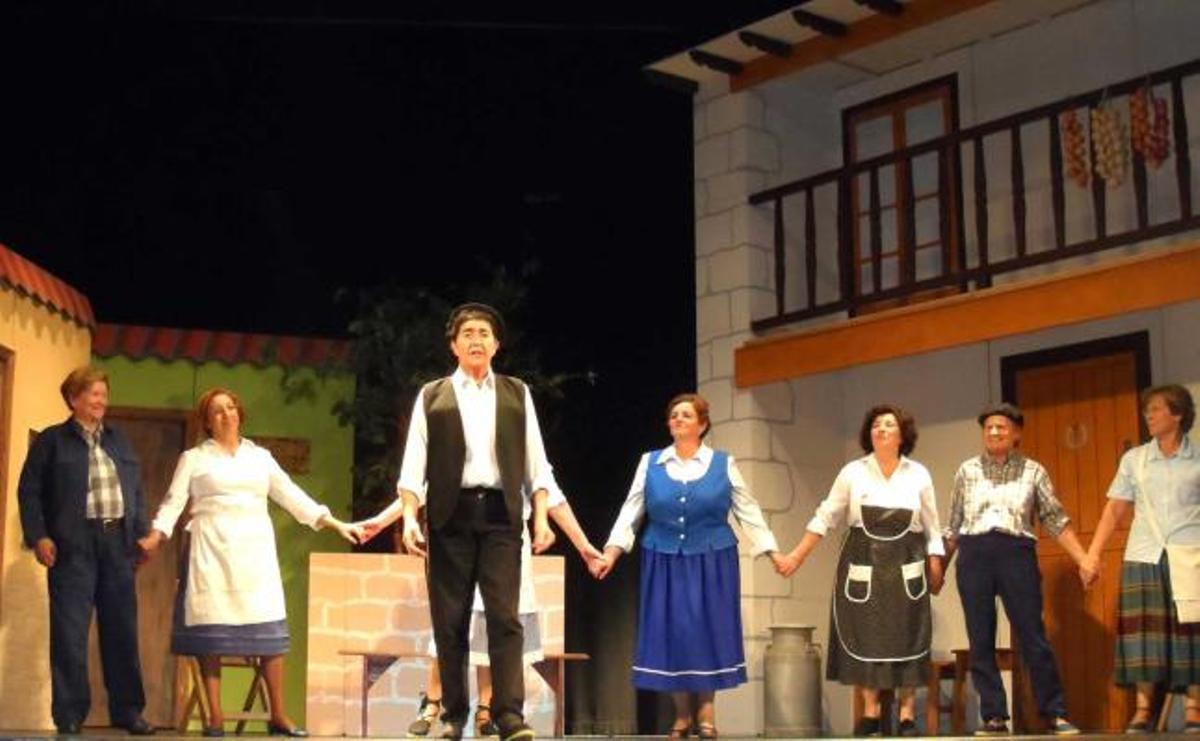 Un momento de la obra que interpretó el jueves de noche el grupo «Refaxu».