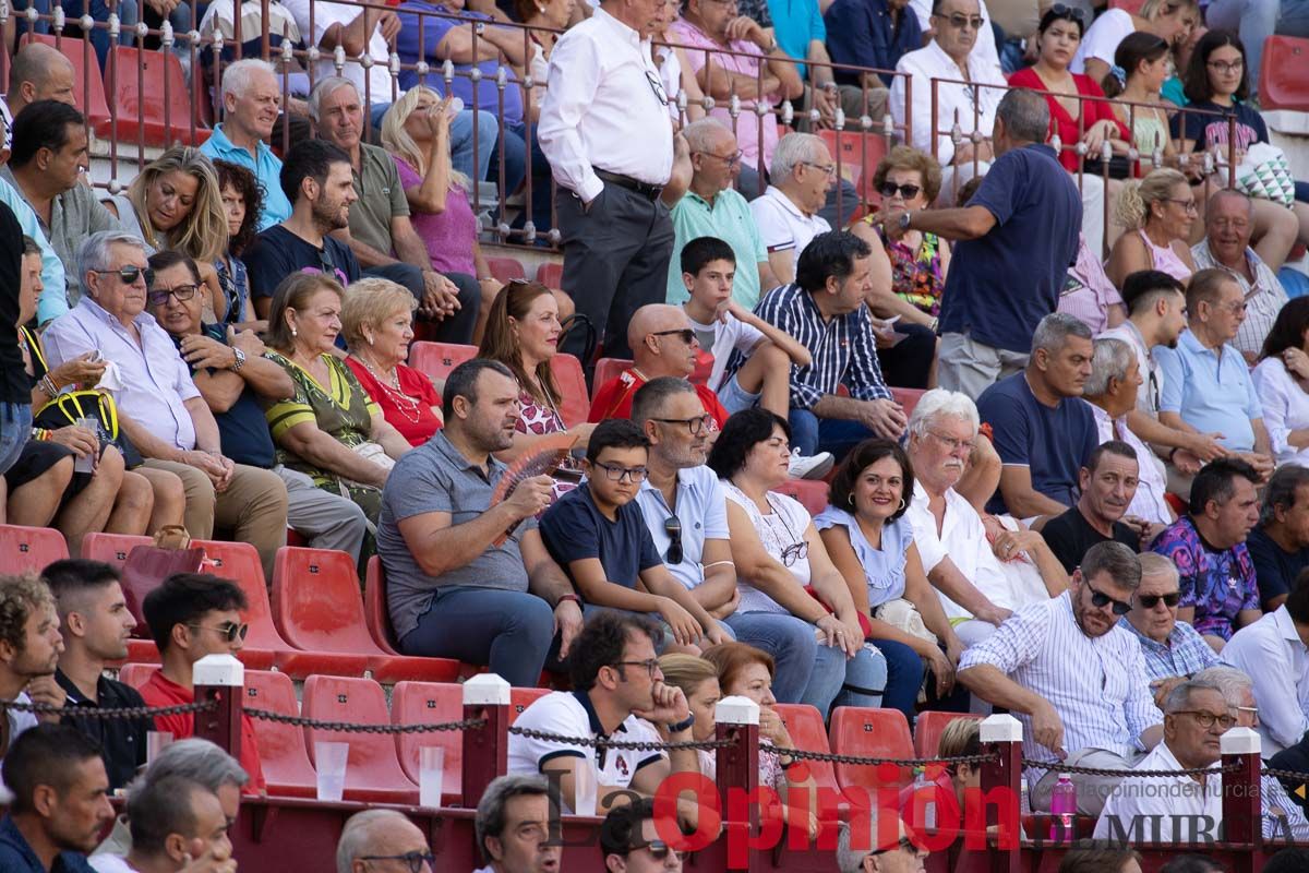 Así se vivió en los graderías la primera novillada de la Feria de Murcia