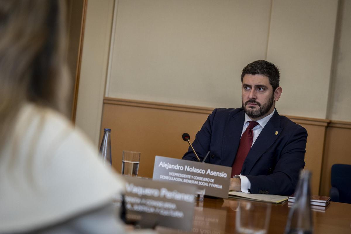 El vicepresidente primero y líder de Vox en Aragón, Alejandro Nolasco, este lunes en el primer Consejo de Gobierno de la legislatura.