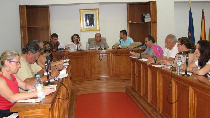 El Ayuntamiento de Jaraíz aprueba las obras del pabellón cubierto